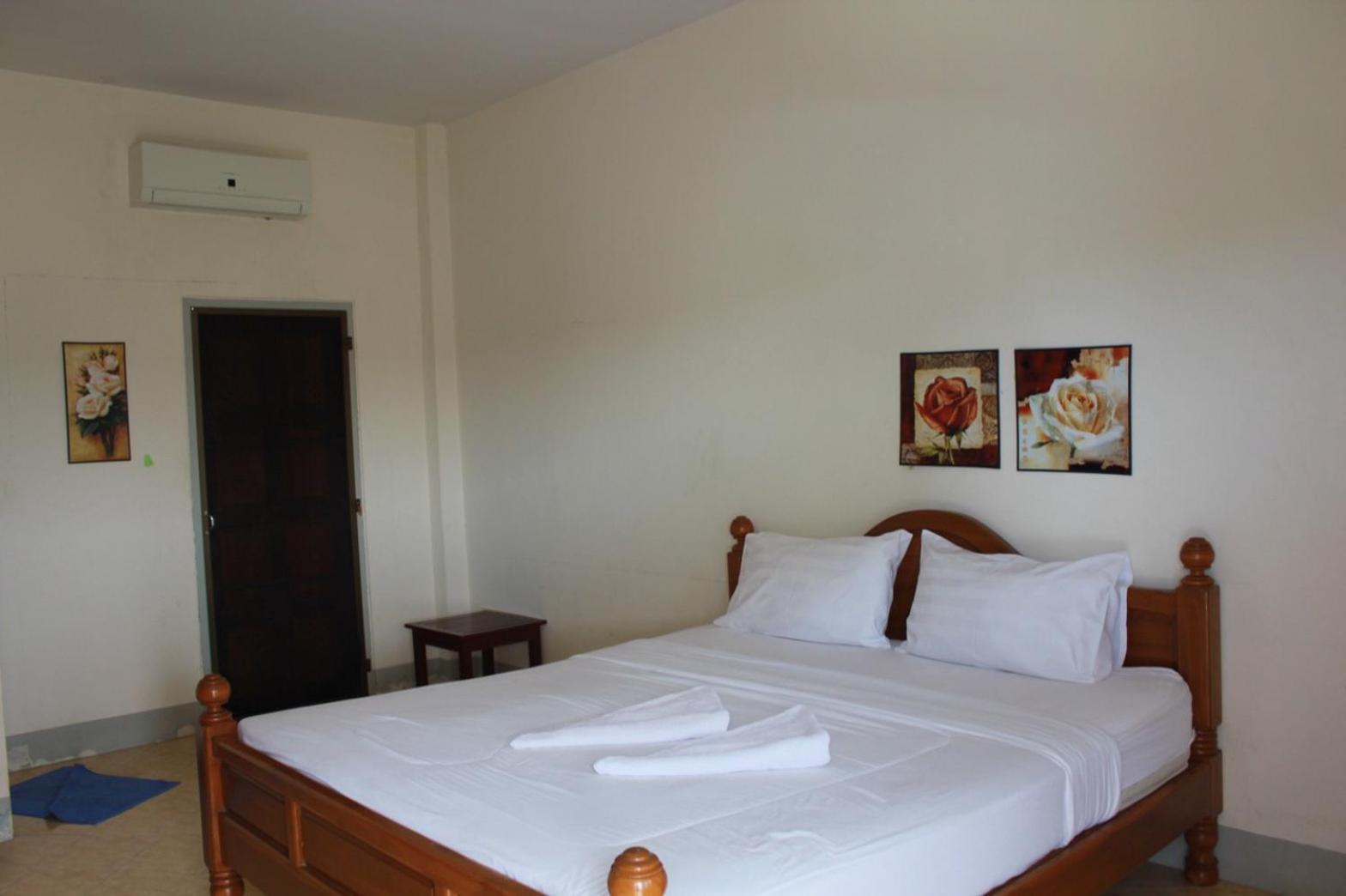 Baanloksouylokchay Hotell HHQ Rom bilde